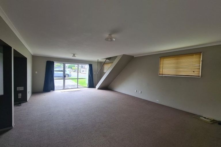 Photo of property in 146 Karewa Parade, Papamoa Beach, Papamoa, 3118