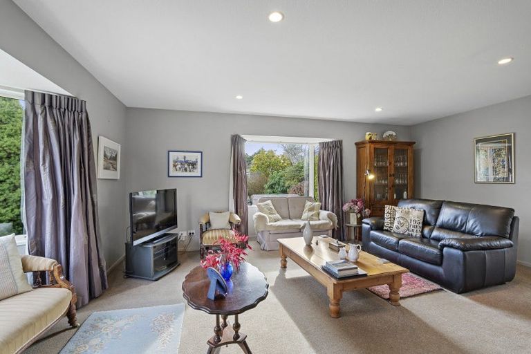 Photo of property in 39 Oakden Drive, Darfield, 7510