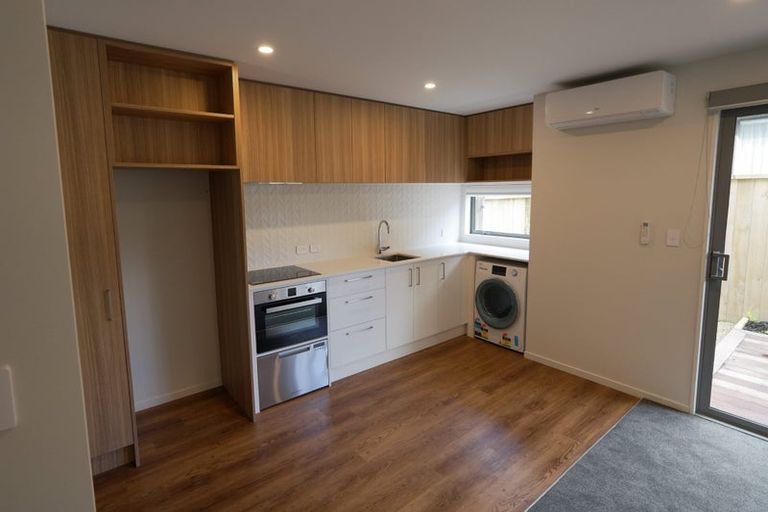 Photo of property in 2/43 Churton Crescent, Taita, Lower Hutt, 5011