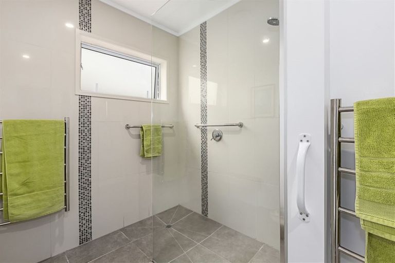 Photo of property in 2a James Street, Plimmerton, Porirua, 5026