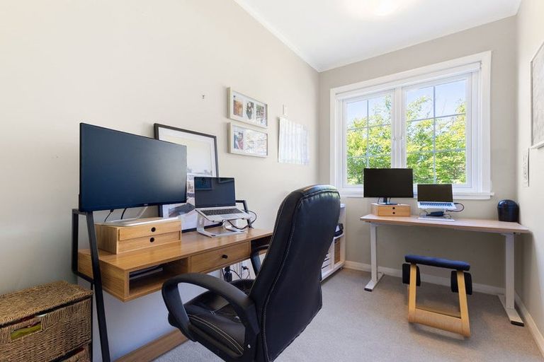 Photo of property in 1 Rosetta Road, Raumati South, Paraparaumu, 5032