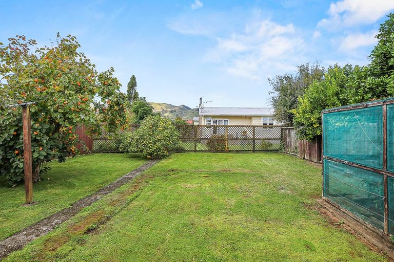 Photo of property in 13 Albert Street, Paeroa, 3600