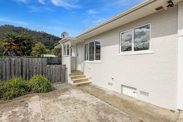 Photo of property in 2/125 Tipahi Street, Nelson South, Nelson, 7010