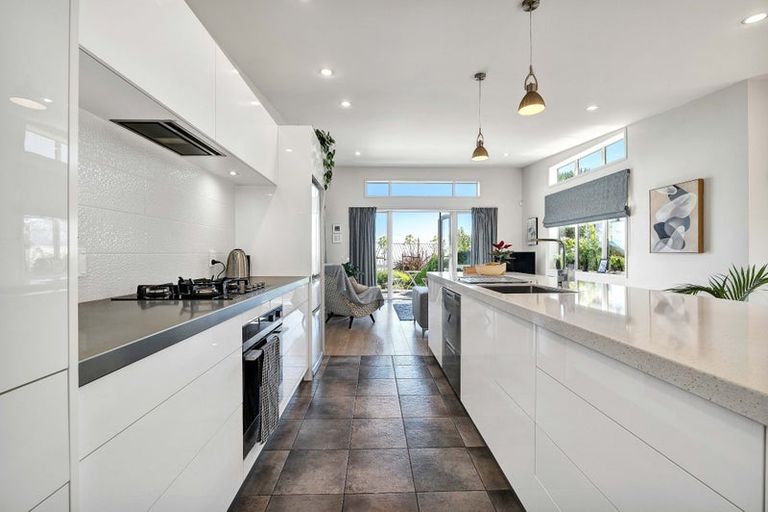 Photo of property in 181a Heta Road, Highlands Park, New Plymouth, 4312