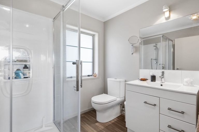 Photo of property in 8c Wiltshire Place, Te Puke, 3119