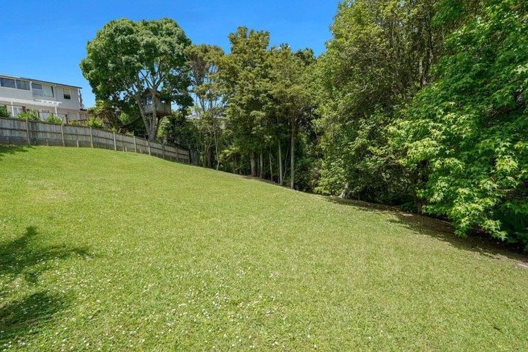 Photo of property in 86 Schnapper Rock Road, Schnapper Rock, Auckland, 0632