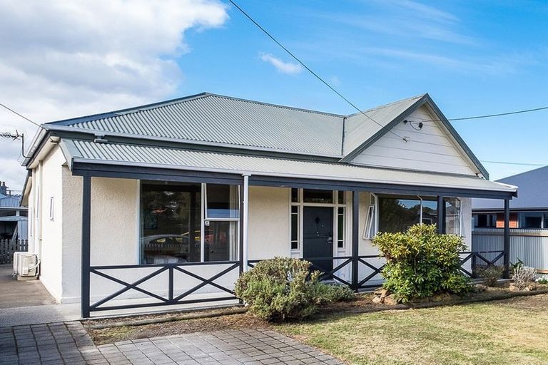 Photo of property in 23 East Avenue, Saint Kilda, Dunedin, 9012
