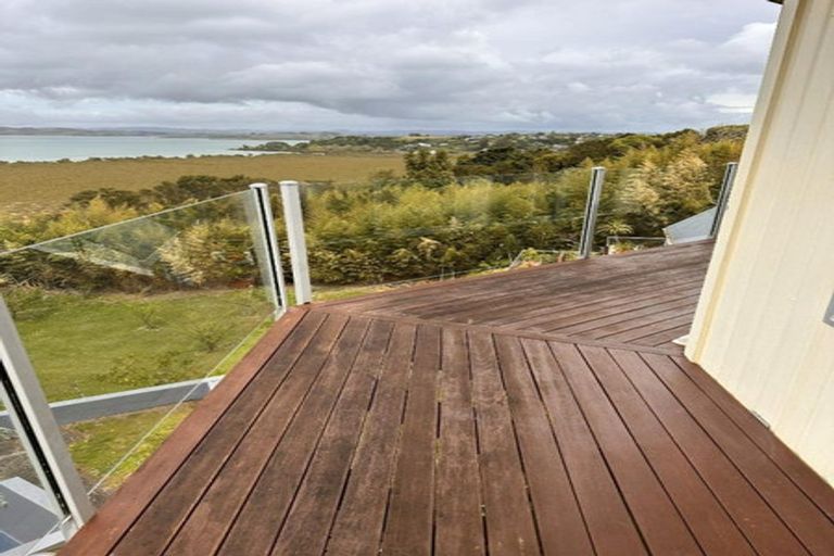 Photo of property in 17 Harbour View Road, Onerahi, Whangarei, 0110