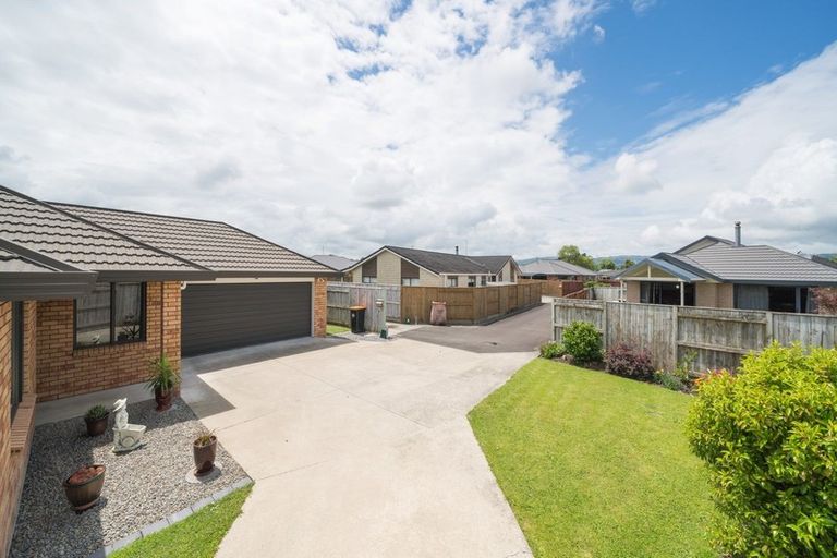 Photo of property in 10a Pegasus Place, Kelvin Grove, Palmerston North, 4414