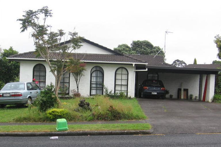 Photo of property in 51 Walworth Avenue, Pakuranga Heights, Auckland, 2010