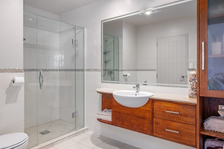 Photo of property in 5/29 Third Avenue, Tauranga, 3110