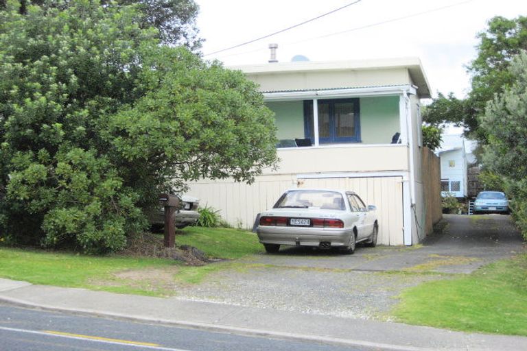 Photo of property in 1289b Whangaparaoa Road, Army Bay, Whangaparaoa, 0930