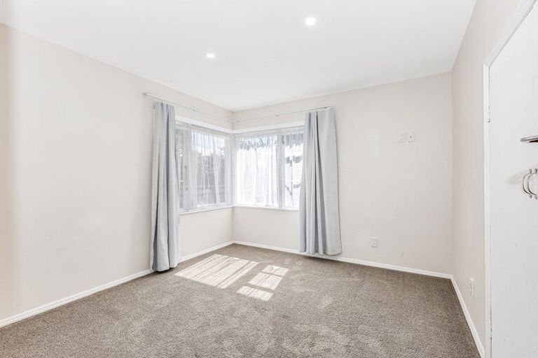 Photo of property in 21 Peel Place, Wainuiomata, Lower Hutt, 5014
