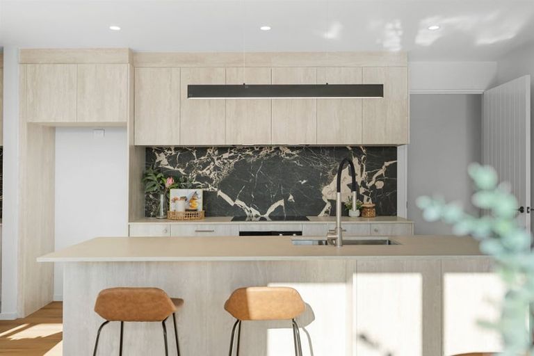 Photo of property in 19 Comer Street, Halswell, Christchurch, 8025