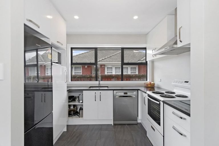 Photo of property in 11 Leo Street, Bishopdale, Christchurch, 8051