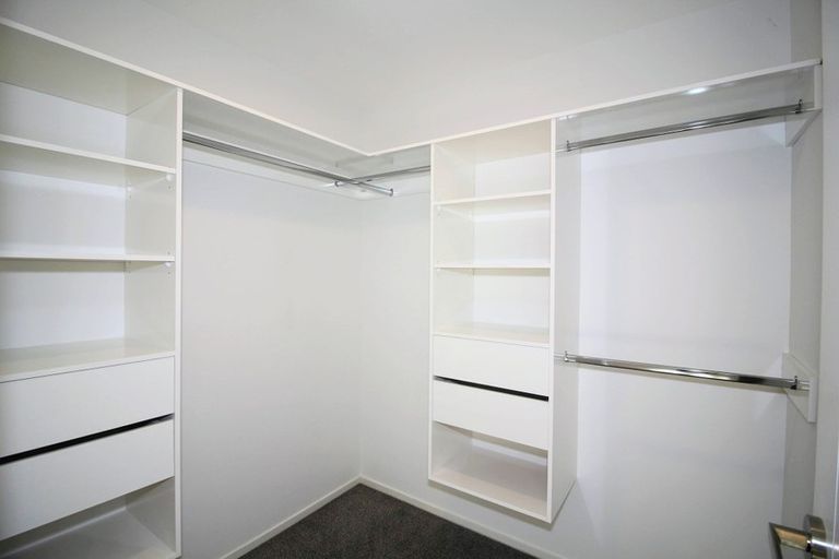 Photo of property in 33 Nobilo Road, Kumeu, 0810