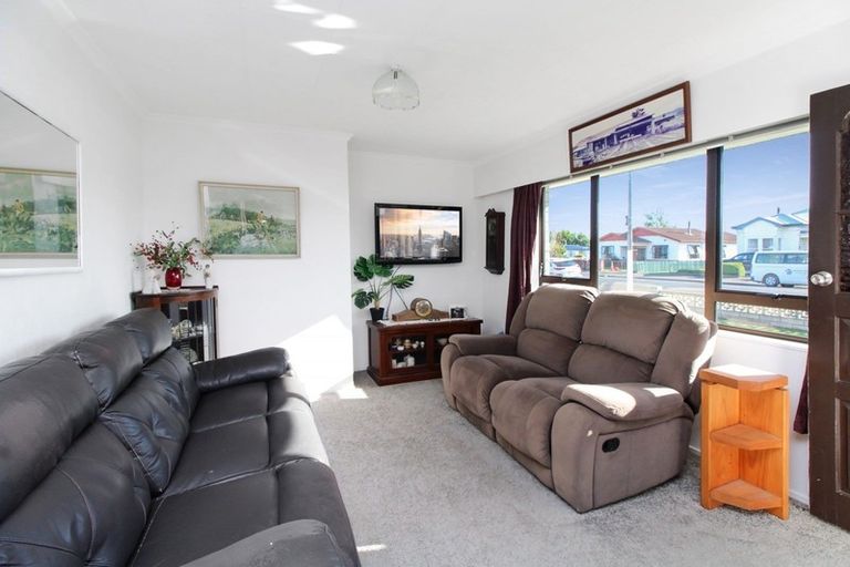 Photo of property in 57 Allardice Street, Dannevirke, 4930