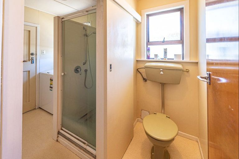 Photo of property in 6 Omori Place, Castlecliff, Whanganui, 4501