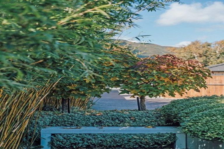 Photo of property in 15b Waiwhetu Road, Waiwhetu, Lower Hutt, 5010