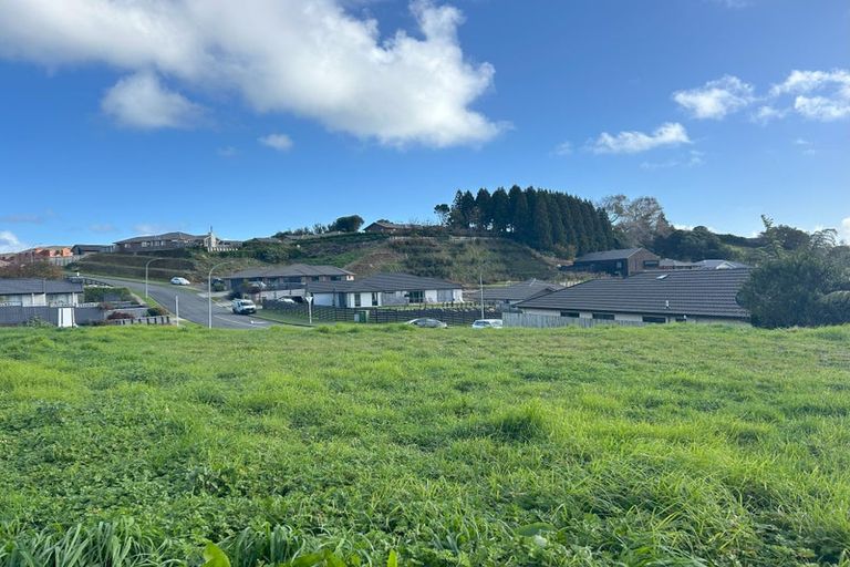Photo of property in 90 Karamea Street, Whalers Gate, New Plymouth, 4310