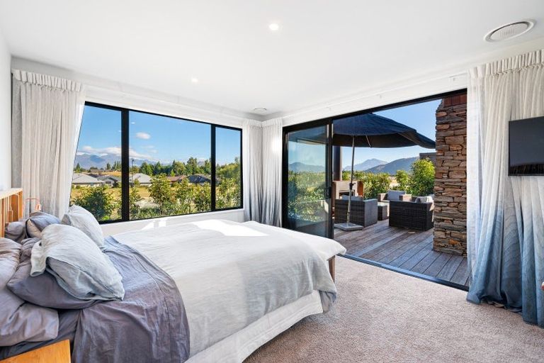 Photo of property in 11 Campbell Road, Wanaka, 9305