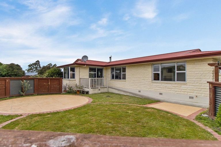 Photo of property in 6 Pitman Place, Waimate, 7924