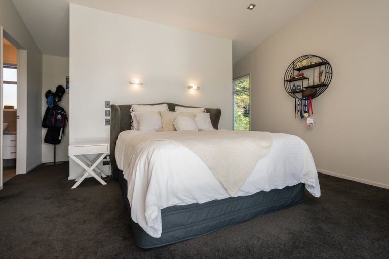 Photo of property in 42 Ryvington Lane, Tamahere, Hamilton, 3283