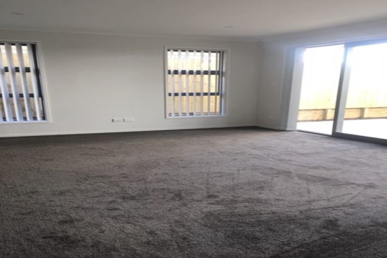 Photo of property in 18 Rainsford Road, Pukekohe, 2120