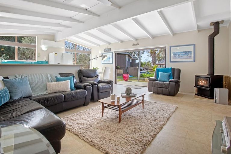 Photo of property in 20 Glen Venus, Pauanui, Hikuai, 3579