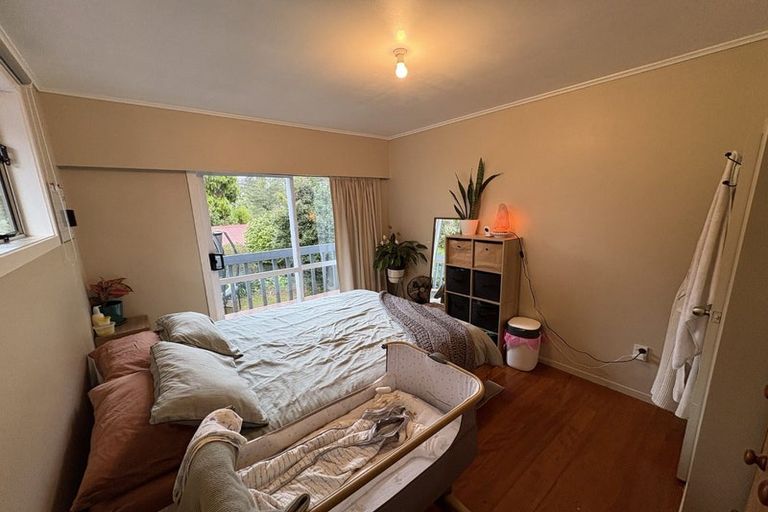Photo of property in 103 Konini Road, Titirangi, Auckland, 0604