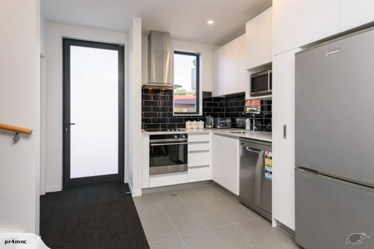 Photo of property in 6/74 Derwent Street, Island Bay, Wellington, 6023