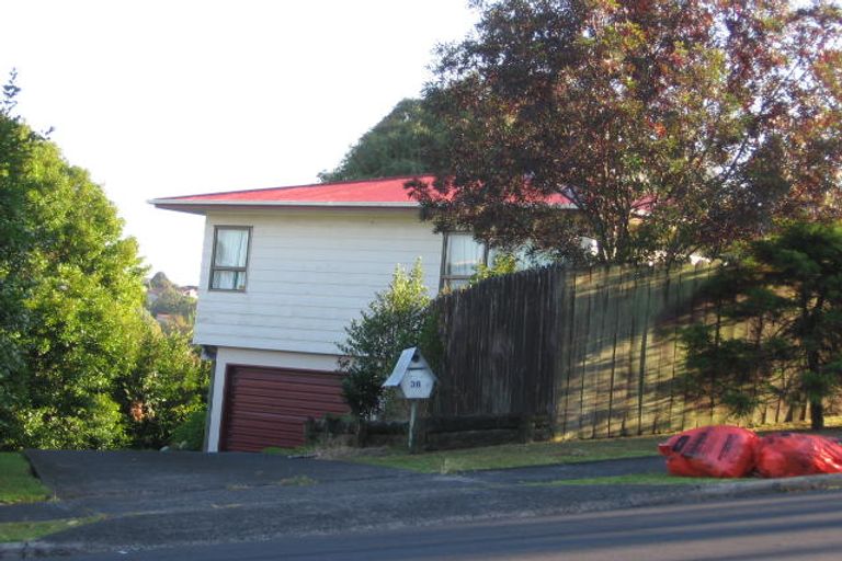 Photo of property in 38 Oaktree Avenue, Browns Bay, Auckland, 0630