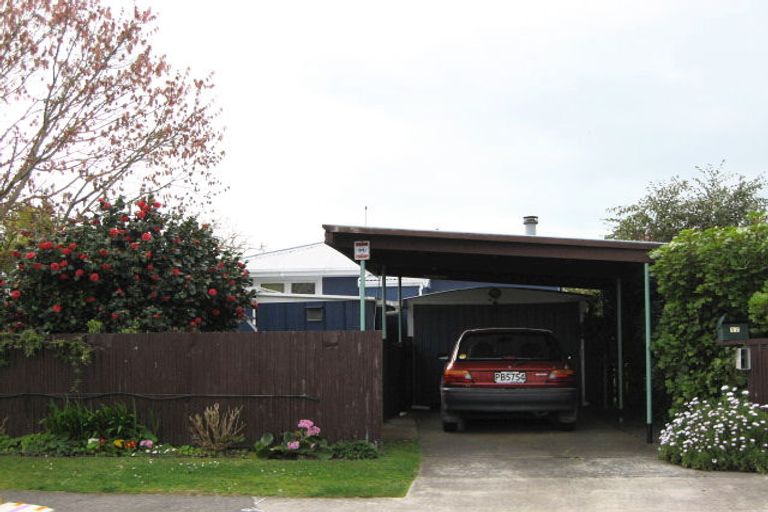 Photo of property in 17 Hyla Road, Haumoana, 4102