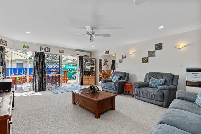 Photo of property in 19 Reef Avenue, Papamoa Beach, Papamoa, 3118