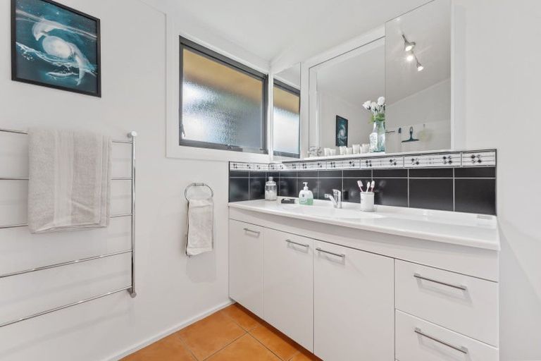 Photo of property in 28 Hanlon Road, Ashhurst, 4884