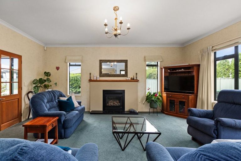 Photo of property in 9 Thode Place, Greenmeadows, Napier, 4112