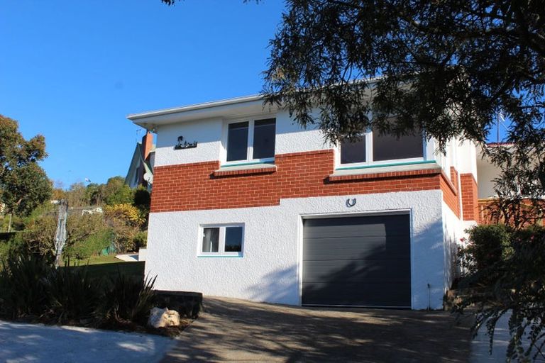 Photo of property in 12 Fraser Street, Roseneath, Port Chalmers, 9023