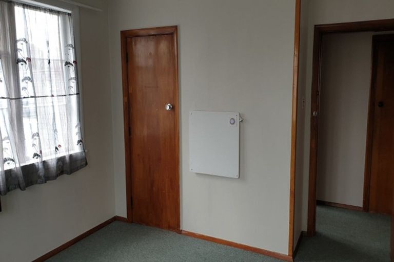 Photo of property in 4 Primrose Street, Northcote, Christchurch, 8052