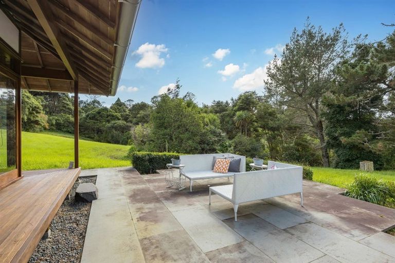 Photo of property in 106 Vaughans Road, Long Bay, Albany, 0792