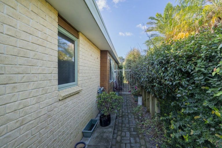 Photo of property in 4 Mayfair Close, Whitianga, 3510