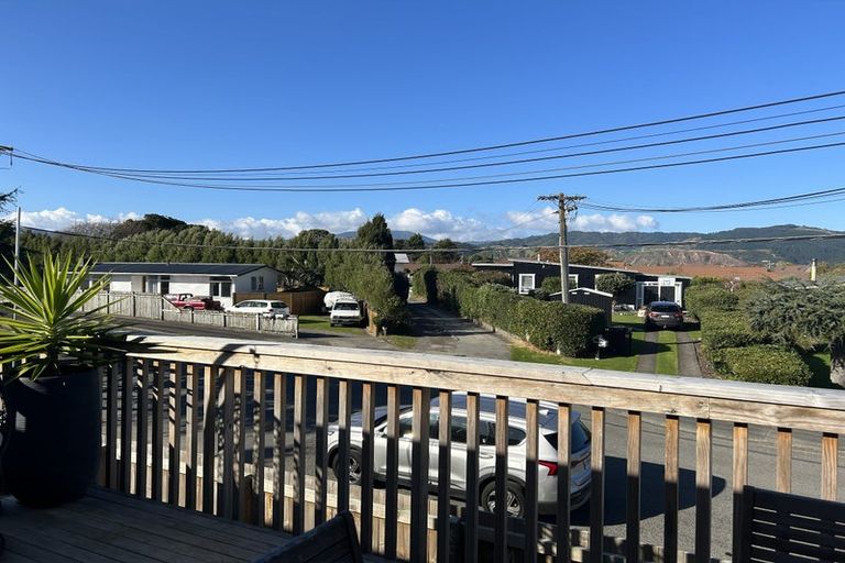Photo of property in 23 Hurley Road, Paraparaumu Beach, Paraparaumu, 5032