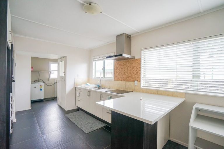 Photo of property in 71 Valentine Street, Papakura, 2110