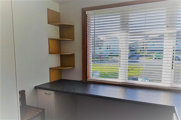 Photo of property in 9 Castor Crescent, Cannons Creek, Porirua, 5024