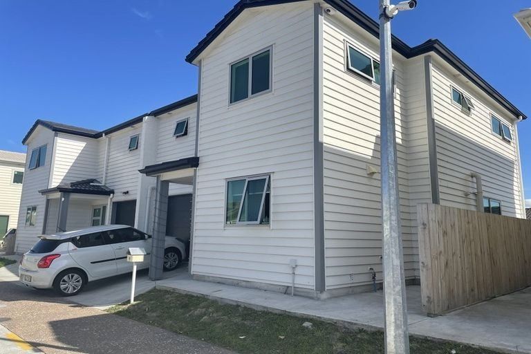 Photo of property in 9 Sohum Place, Manukau, Auckland, 2104