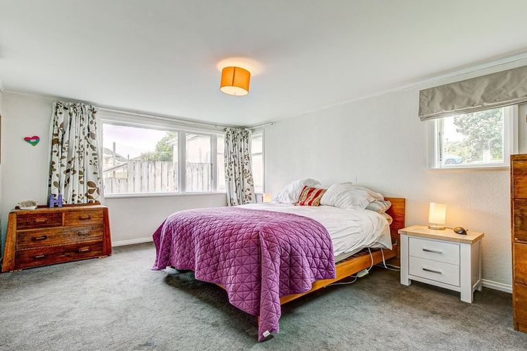 Photo of property in 13 Downes Street, Titahi Bay, Porirua, 5022