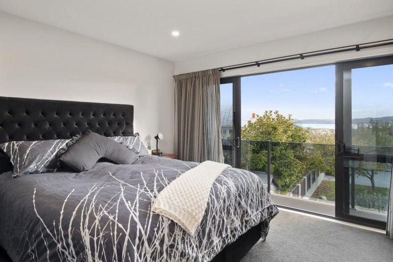 Photo of property in 2 Botanical Heights Drive, Waipahihi, Taupo, 3330