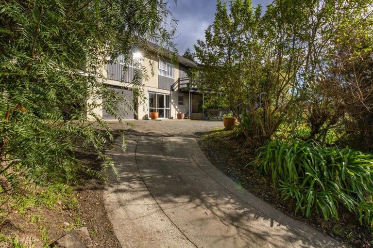 Photo of property in 34 Tokomaru Drive, Havelock North, 4130