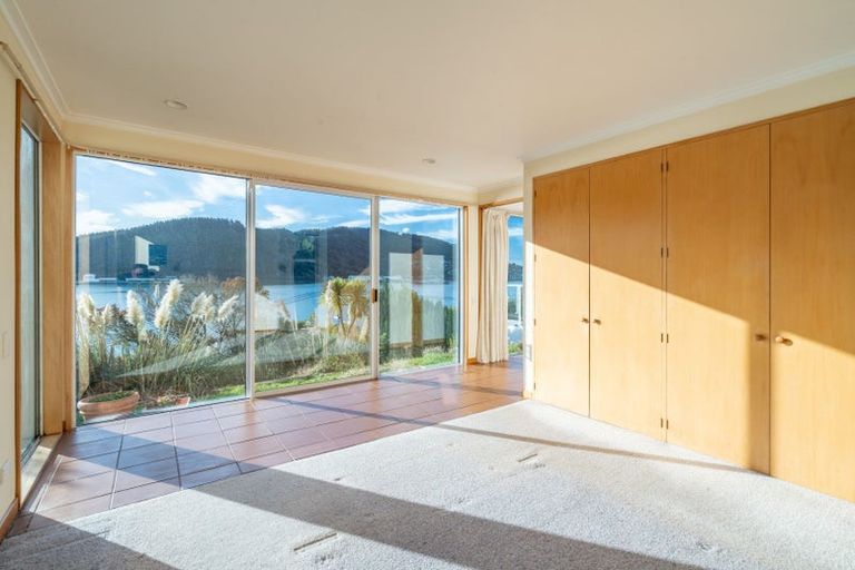 Photo of property in 10 Ivanhoe Road, The Cove, Dunedin, 9077