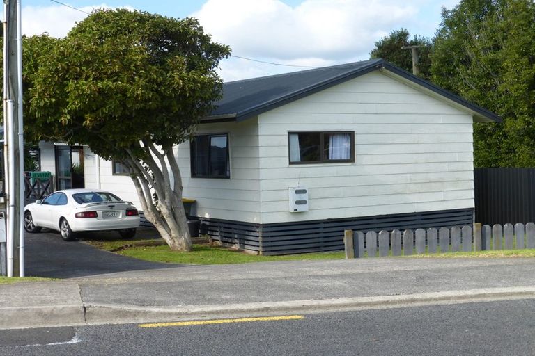 Photo of property in 58 Tironui Road, Takanini, 2112