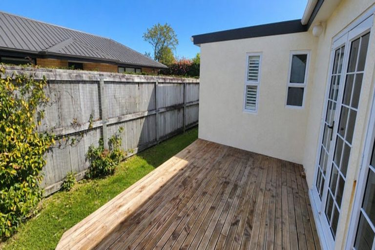 Photo of property in 158 Mangorei Road, Merrilands, New Plymouth, 4312